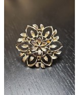 Vintage 1960s Sarah Coventry Gold Tone Floral Leaf Brooch Pin Signed - $24.73