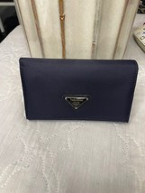 Preloved Valentino “Michelle” Nylon Original Snap Wallet - $2,498.45 MXN