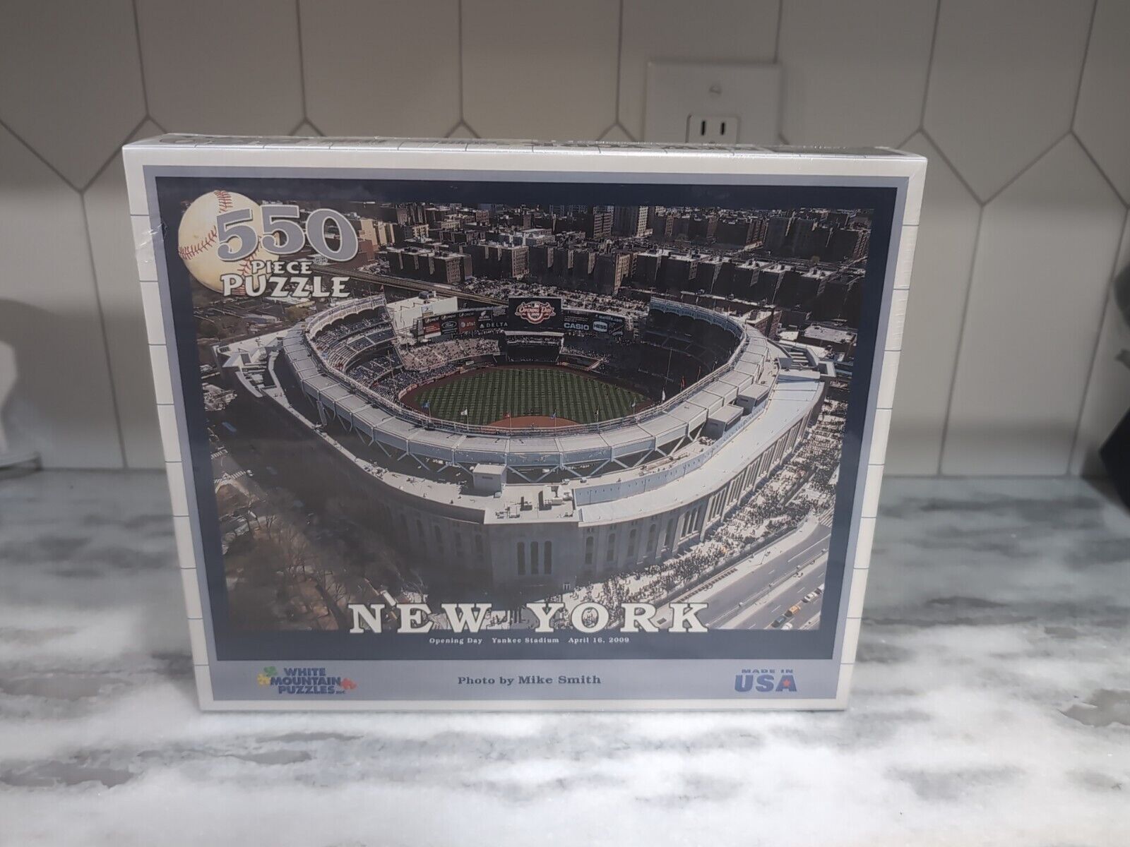 White Mountain 550 Piece New York Yankees Puzzle Opening Day 2009 Stadium,  NIB - $14.85