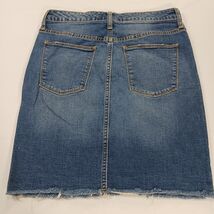 Universal Thread Women's Blue Frayed Denim Cotton Blend Skirt Size 10/30 (30×19) image 2