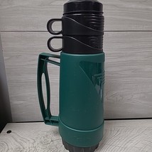 Aladdin Plastic Thermos 1 Liter Green Black Screw On Cups VGC Pre-owned - $14.00