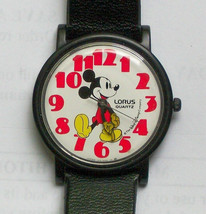 Disney Lorus Mickey Mouse Watch! Points To Time! yellow Gloves! New! Retired! Ou - $155.00