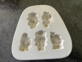 Friendship Pals - Christmas Open Pour Ceramichrome Ceramic Mold #C-2334 - $65.61 MXN
