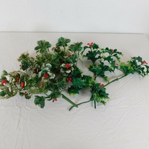 Floral Arranging 4 Piece Holly Berries Leaves Plastic Wreaths Crafts Chr... - $14.52
