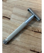 Vintage 1960s LADY GILLETTE Safety Razor GOLD STARBURST K1 USA Clean - $463.13 MXN