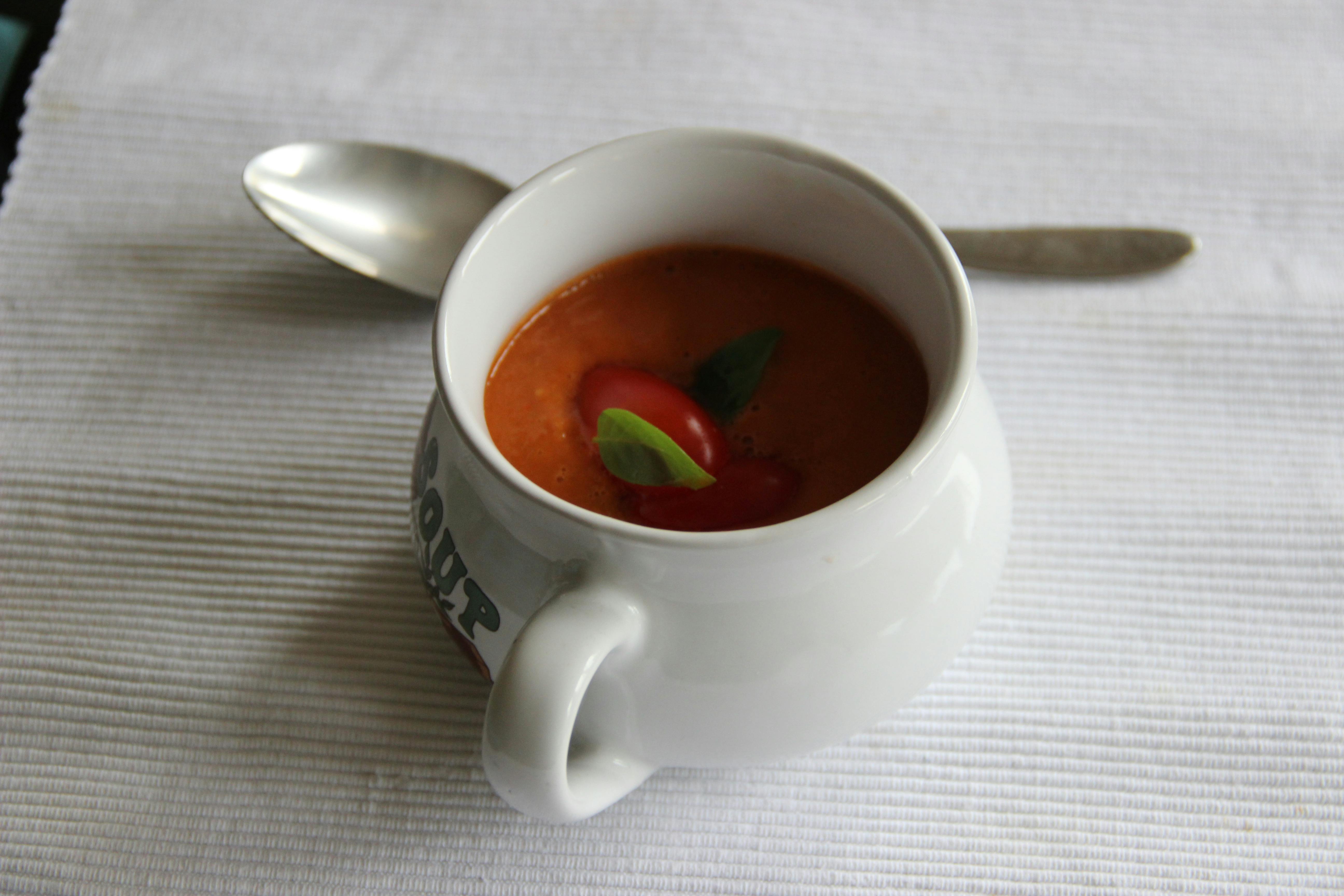 Soup Tureens: A Perfect Blend of Function and Style
