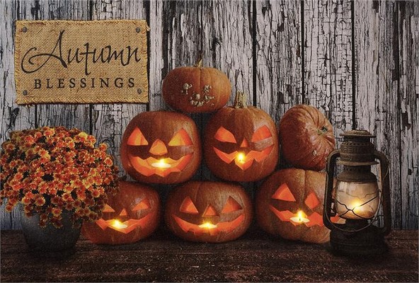 A welcome banner for Kellies House of Country Home Decor and Lighting  booth