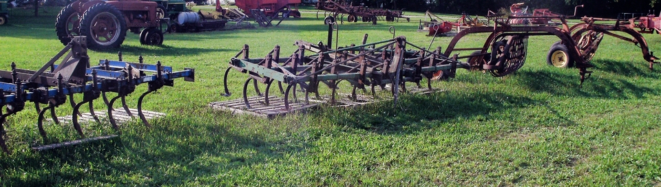 A welcome banner for Torsch Farm Equipment