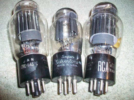 A welcome banner for Ephraim Vintage Tubes