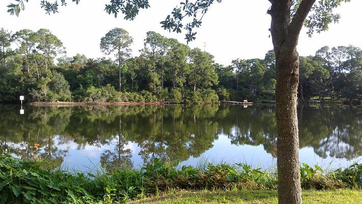 A welcome banner for FlyWel on the Bayou