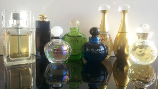 A welcome banner for Zuzana's store