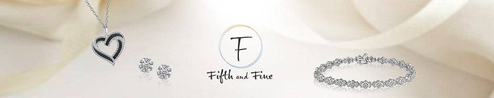 A welcome banner for Fifth and Fine