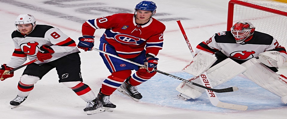 A welcome banner for CreativeTopJerseys's booth