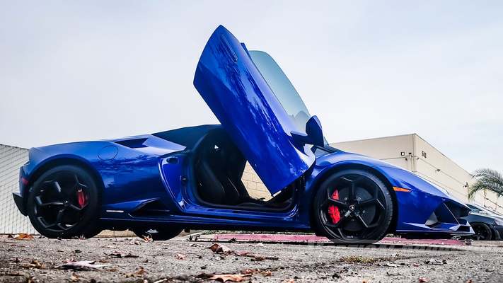 A welcome banner for quality_lambo_doors