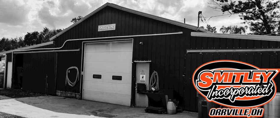 A welcome banner for Buck's store