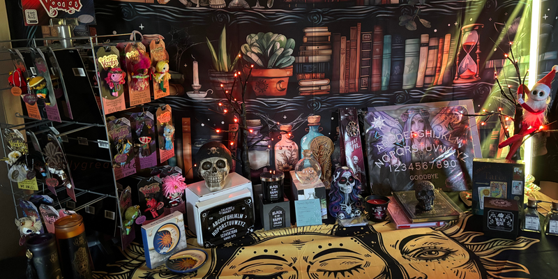 A welcome banner for Mystic Treasures 1010