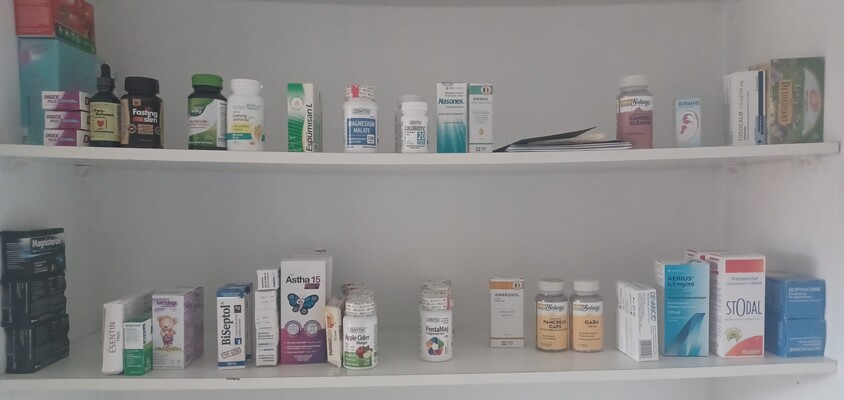 A welcome banner for Vitamine, Minerale, Imunitate,  Detox beauty . health. Stock in UK