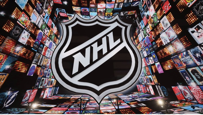 A welcome banner for Elio's store